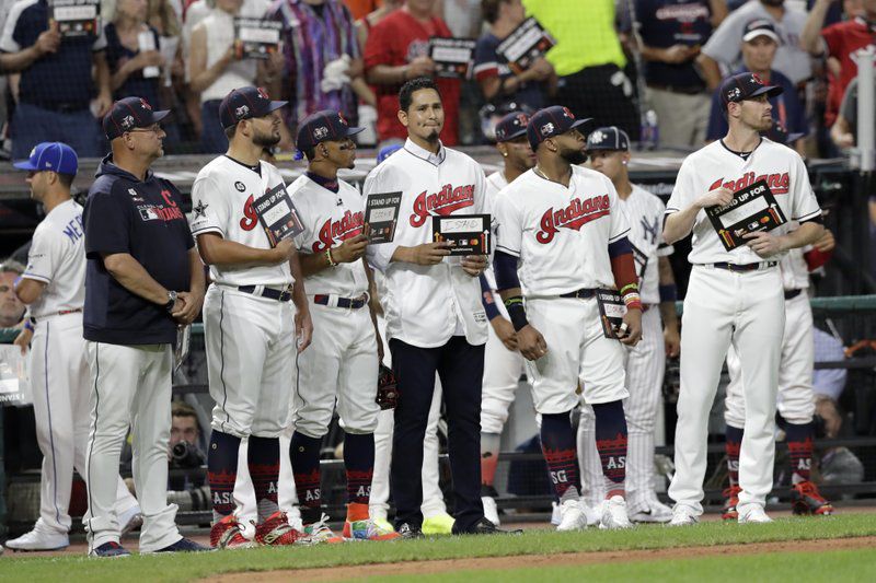 Juego de Estrellas se solidariza con Carlos Carrasco